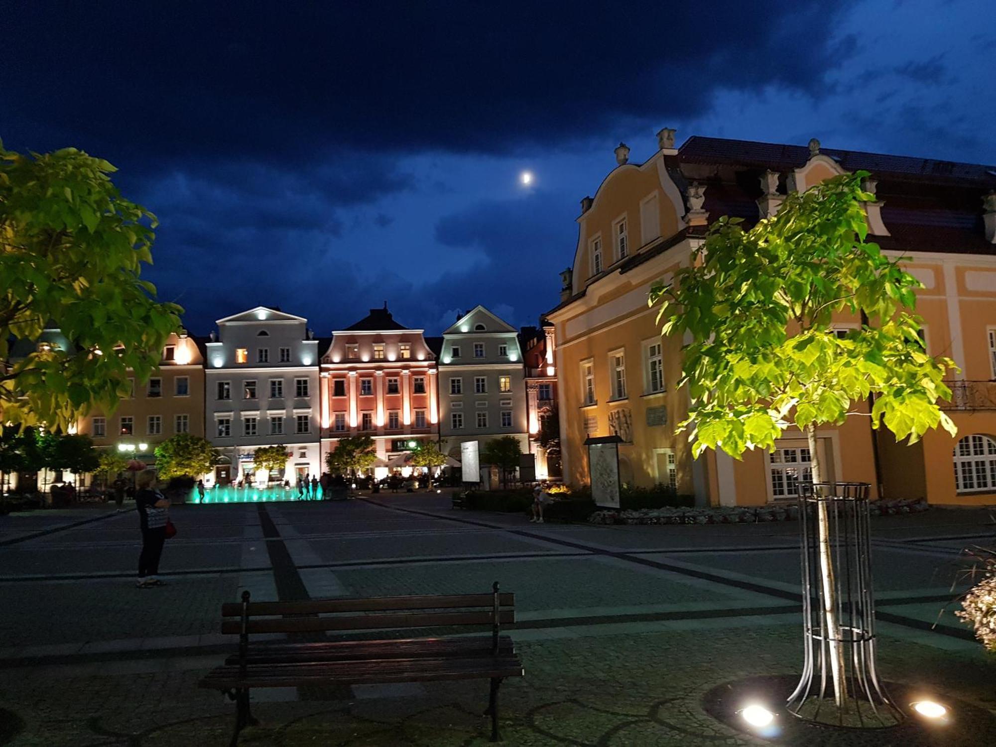 Apartament Przy Starowce - Bella โบเลสวาเวียส ภายนอก รูปภาพ